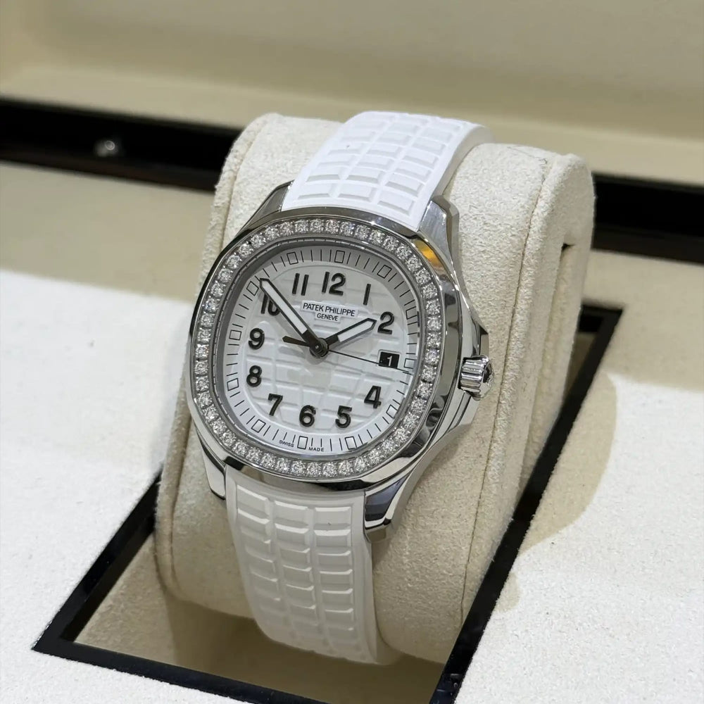 PP Aquanaut Luce Sliver, White strap with White dial