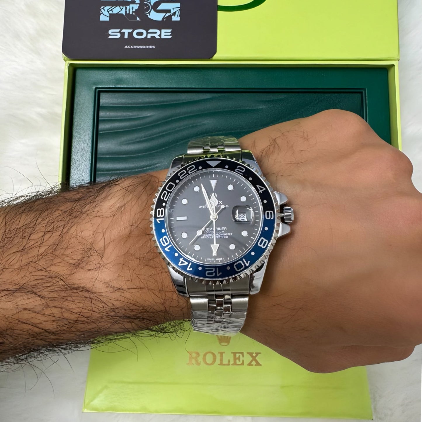 RO Gmt master black and blue Black dial