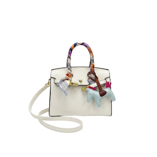 Herm - Pristine White Textured Leather Handbag with Equestrian Charm 30*23